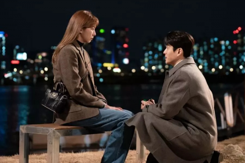 Ha Jun propõe romanticamente Uee em “Live Your Own Life”