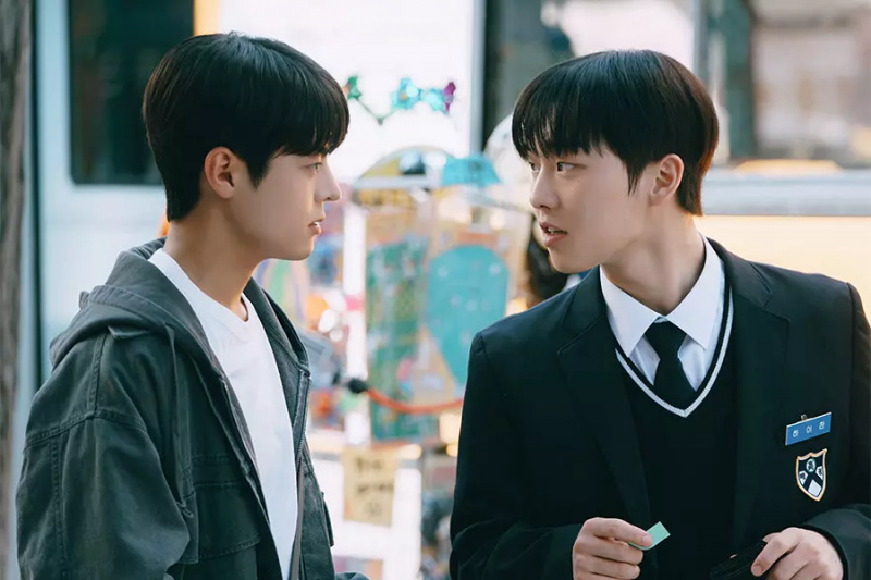 Ryeoun et Choi Hyun Wook expliquent ce qui les a attirés vers 'Twinkling Watermelon' et les charmes de leurs personnages