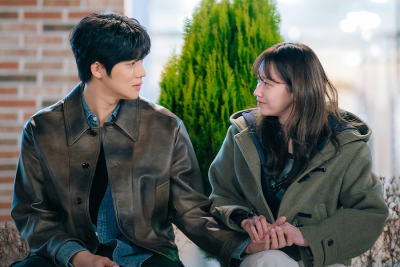 Jeon Jong Seo ja Moon Sang Min ovat sotkeutuneet odottamattomaan tapaan 'Wedding Impossible' -sarjassa.