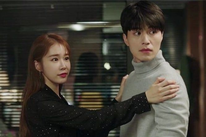 Lee Dong Wook ja Yoo võitlevad oma suhte saladuses hoidmise nimel filmis 'Puudutage oma südant'