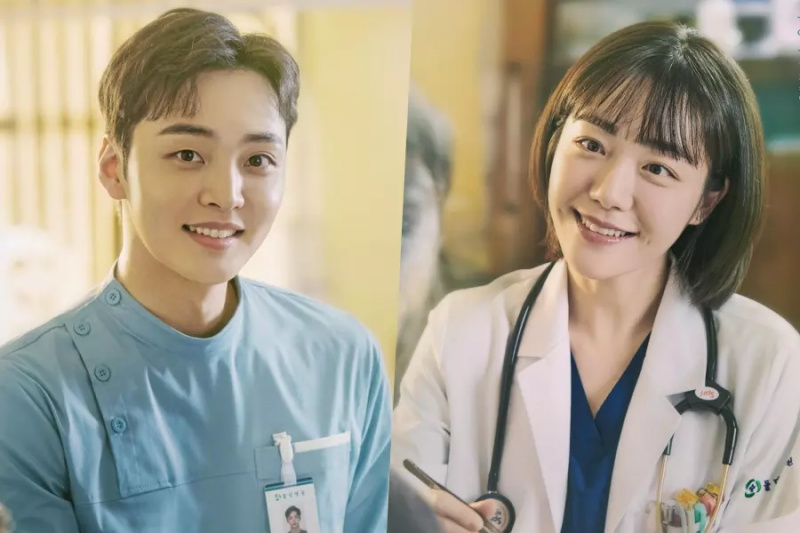 Kim Min Jae, So Ju Yeon og flere hilser pasienter med varme smil på plakater for «Dr. Romantisk 3'