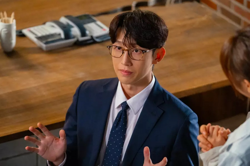 Kang Ki Young är Lee Ji Ahs orädda partner i 'Queen of Divorce'