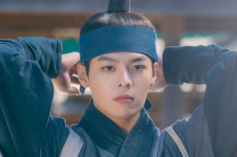 Ryeo Woon se convierte en un estudioso de artes marciales carismático y confiable en “The Secret Romantic Guesthouse”
