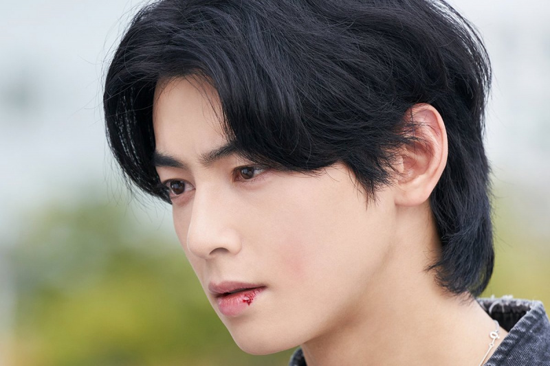 Cha Eun Woo d'ASTRO es rebel·la contra la vida en una transformació dura per a 'Wonderful World'