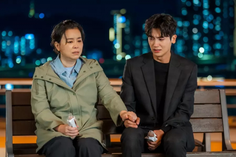 Park Hyung Sik Dengan Air Mata Berbual Kepada Ibu Park Shin Hye Jang Hye Jin Dalam “Doctor Slump”