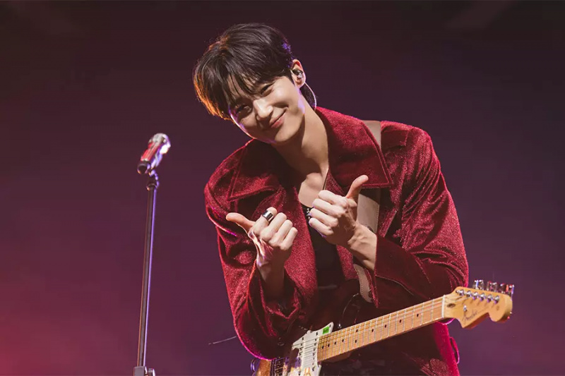 Byun Woo Seok parle de chimie stellaire avec Kim Hye Yoon, de ses scènes préférées dans 'Lovely Runner', et plus encore
