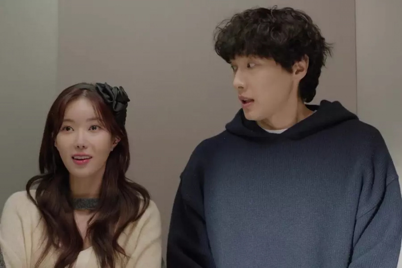 Pozrieť: Ji Hyun Woo sa zbláznil do vyčíňania Im Soo Hyanga v teaseroch „Kráska a pán Romantický“