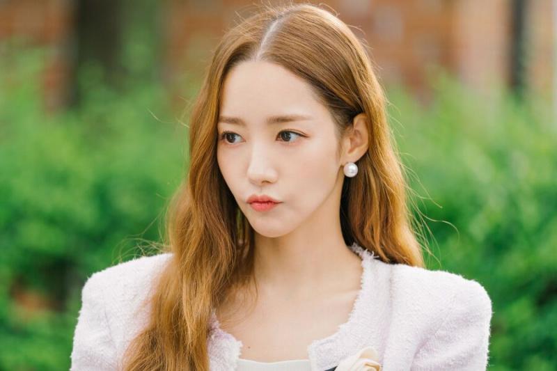 Park Min Young praat over haar 'Love In Contract'-personage, chemie met co-sterren Go Kyung Pyo en Kim Jae Young, en meer