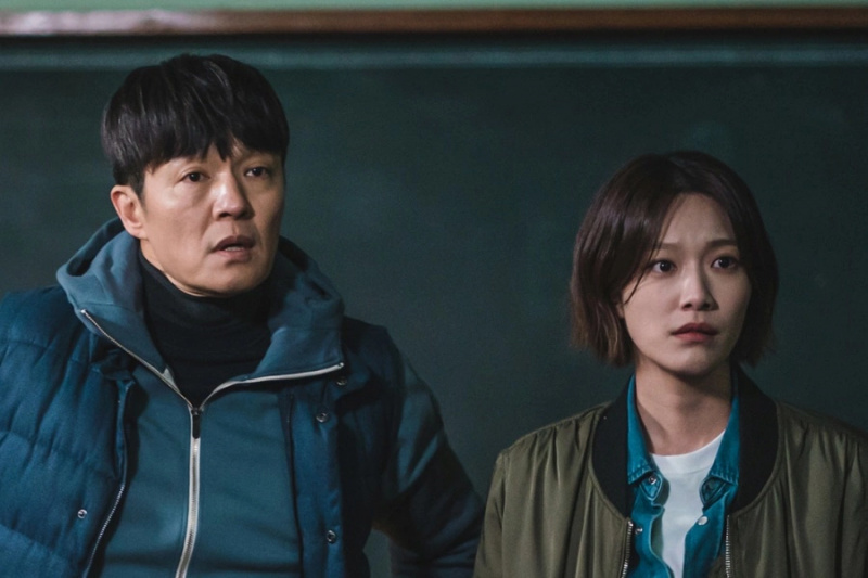 Jo Han Chul a Lee Joo Woo sa spojili, aby prenasledovali zlodeja Joo Won vo filme „Stealer: The Treasure Keeper“