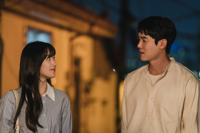 Moon Ga Young и Yoo Yeon Seok започват да развиват чувства един към друг в „интереса на любовта“