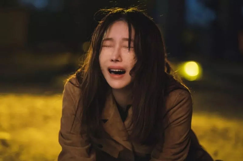 Lee Ji Ah, “Pandora: Beneath The Paradise”da Şok Edici Trajediden Sonra Hıçkırarak Ağlıyor