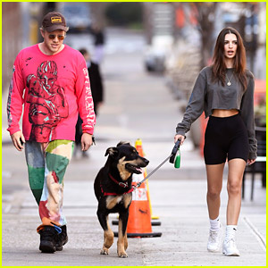 Emily Ratajkowski chia sẻ thói quen buổi sáng của cô ấy khi cách xa xã hội | Emily Ratajkowski, Sebastian Bear-McClard