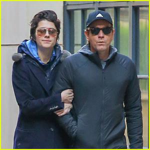 Ewan McGregor ja tüdruksõber Mary Elizabeth Winstead kallistavad jalutuskäiku Chilly NYC-is | Ewan McGregor, Mary Elizabeth Winstead