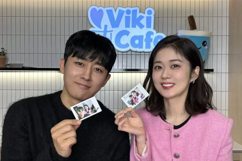 观看:张娜拉和儿子浩俊在 Viki 的现场采访中谈论“我的幸福结局”重聚等