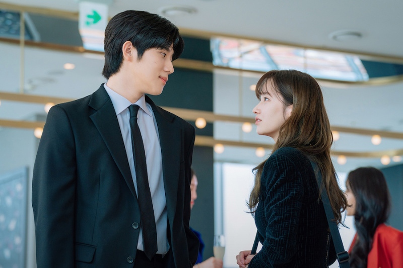 5 keer Moon Sang Min en Jeon Jong Seo probeerden niet verliefd te worden in afleveringen 3-4 van 'Wedding Impossible'