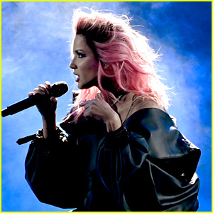 Halsey hylkää ensimmäisen live-konserttialbuminsa – Kuuntele nyt! | Kuuntele ensin, Halsey, musiikkia