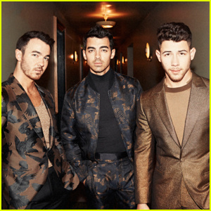 Jonas Brothers wydają dwie nowe piosenki – posłuchajcie „X” i „Five More Minutes” już teraz! | Joe Jonas, Jonas Brothers, Kevin Jonas, Teksty, Muzyka, Nick Jonas