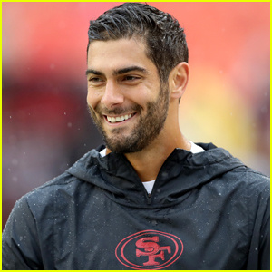 El quarterback dels 49ers, Jimmy Garoppolo, és molt calent i Internet està obsessionat