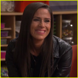 Soleil Moon Frye kehrt zurück als'Punky Brewster' in First Peacock Teaser - Watch!