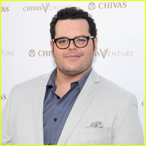  Josh Gad jakaa materiaalia ja tunteita herättävän huomautuksen uudesta kappaleesta'I Am With You' From Frozen's Olaf - Watch (Video)