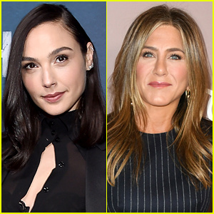 Gal Gadot er smartwater's New Face After Jennifer Aniston's Contract Ends