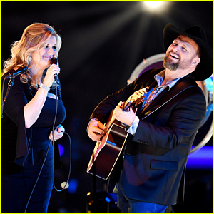 Garth Brooks & Trisha Yearwood håller ännu en livekonsert från Studio G | Garth Brooks, Trisha Yearwood
