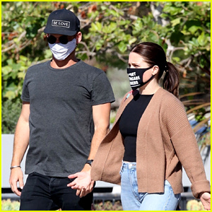 Sophia Bush hace mandados con Grant Hughes