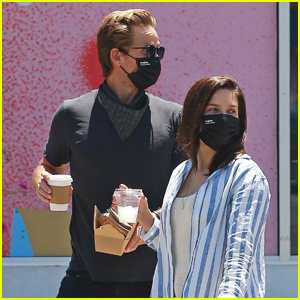 Sophia Bush almuerza con su novio Grant Hughes en Venecia | Grant Hughes, Sofía Bush