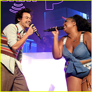 Gumaganap si Lizzo ng 'Juice' kasama ang Surprise Guest na si Harry Styles | Harry Styles, Lizzo, Musika
