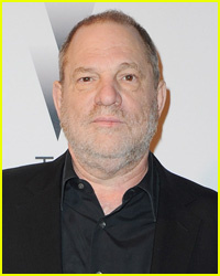 Harvey'io Weinsteino advokatai tvirtina, kad vienas iš jo teismo prisiekusiųjų nuslėpė šį klausimą ir reikalavo netinkamo teismo proceso | Harvey Weinstein, Newsies