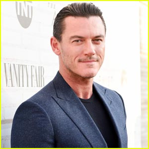 Luke Evans se alătură distribuției lui Hulu's 'Nine Perfect Strangers'!