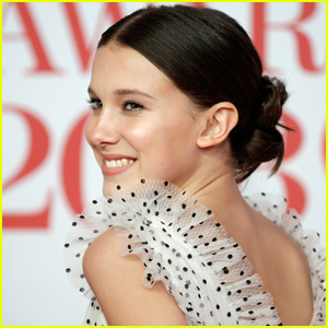 Η Millie Bobby Brown στο Talks to Star in & Produce'The Girls I've Been'