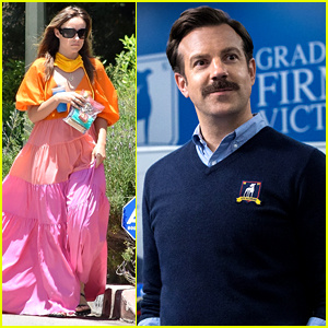 Olivia Wilde har på seg en nydelig rosa og oransje kjole mens hun løper separate ærend fra partneren Jason Sudeikis