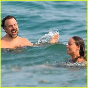 Olivia Wilde og Jason Sudeikis har en morsom dag på stranden i Malibu!