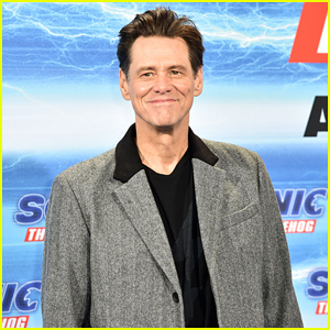 Jim Carrey slavi'Sonic The Hedgehog' Family Day Event in Berlin - Watch New Clip!