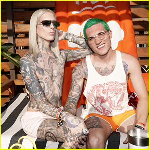 Jeffree Star ปิดการเก็งกำไรสื่อเกี่ยวกับอดีต Nathan Schwandt หลังจากประกาศแยกทาง | เจฟฟรี สตาร์, นาธาน ชวานดท์