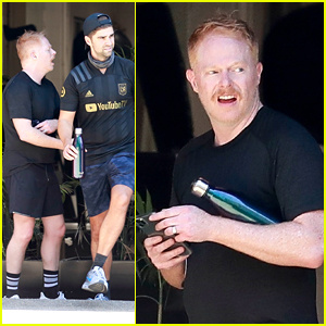 Jesse Tyler Ferguson i Justin Mikita van anar al gimnàs després de donar la benvinguda al nadó Beckett | Jesse Tyler Ferguson, Justin Mikita