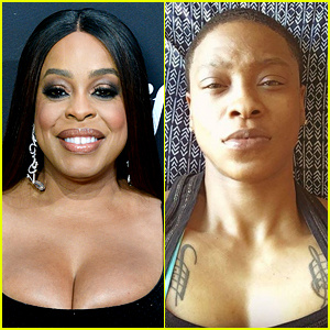 Niecy Nash meni naimisiin muusikko Jessica Bettsin kanssa! | Jessica Betts, Niecy Nash, Häät