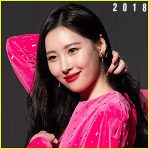 Kポップ's Sunmi Gets Candid About Dealing With Hate Comments as a Celebrity