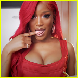 Keke Palmer kuvasi koko 'Sticky' -videonsa karanteenissa – katso nyt! | Keke Palmer, musiikki, video