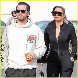Khloe Kardashian viser sine kurver til frokost med Scott Disick | Khloe Kardashian, Kourtney Kardashian, Scott Disick