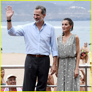 Espanya's King Felipe & Queen Letizia Choose Not To Wear Masks For A Bit During Canary Island Visit