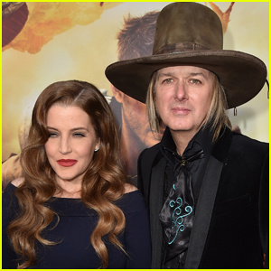 Lisa Marie Presley ex-je, Michael Lookwood attól tart, hogy „visszaeshet” fia halála után | Lisa Marie Presley, Michael Lockwood