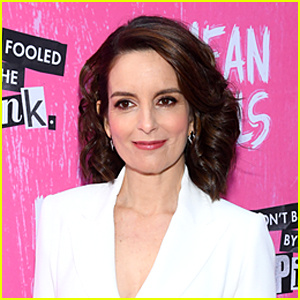 Tina Fey bejelenti'Mean Girls' Musical Is Becoming a Movie!