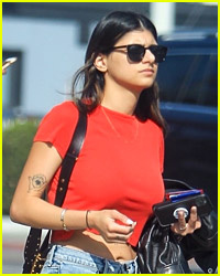 Бывшая звезда фильмов для взрослых и'Ramy' Actress Mia Khalifa Debuts Her New Nose Job