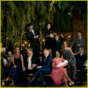 'Modern Family' Cast's Final Table Read Pics Will Make You Emotional