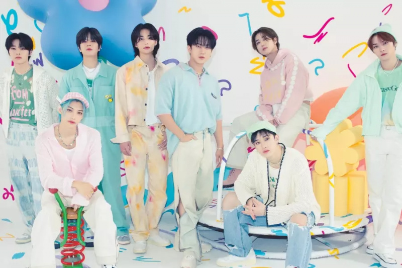 Stray Kids מטפס בחזרה על לוח מודעות 200 כש'5 כוכבים' הופך לאלבום הראשון שלהם במצעד במשך 16 שבועות