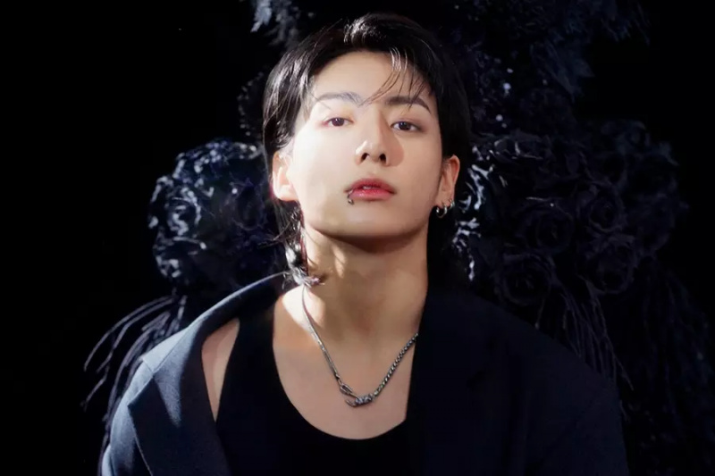 'Seven' de Jungkook de BTS a égalé le record de la plupart des semaines au n ° 1 du Billboard Global 200 de n'importe quelle chanson de l'acte coréen