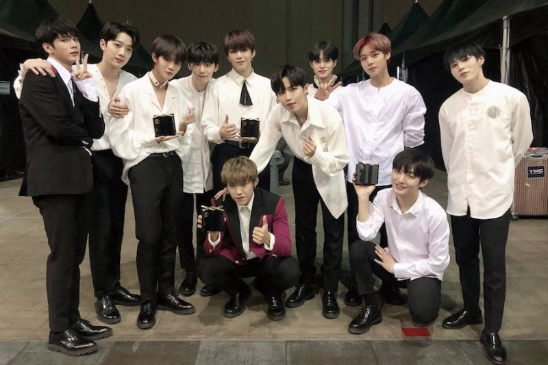 Wanna One wint artiest van het jaar bij 2018 Korea Popular Music Awards, in totaal 4 awards