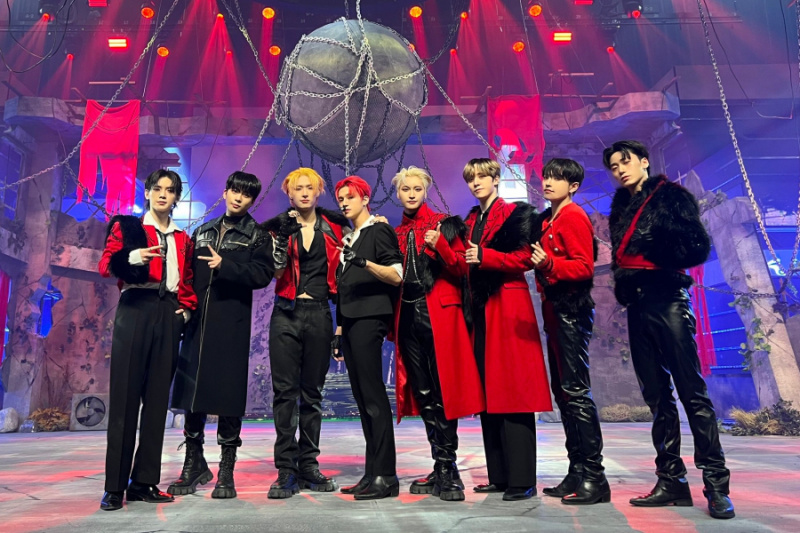 ATEEZ вперше провів 2 тижні в топ-40 Billboard 200 із «SPIN OFF : FROM THE WITNESS»